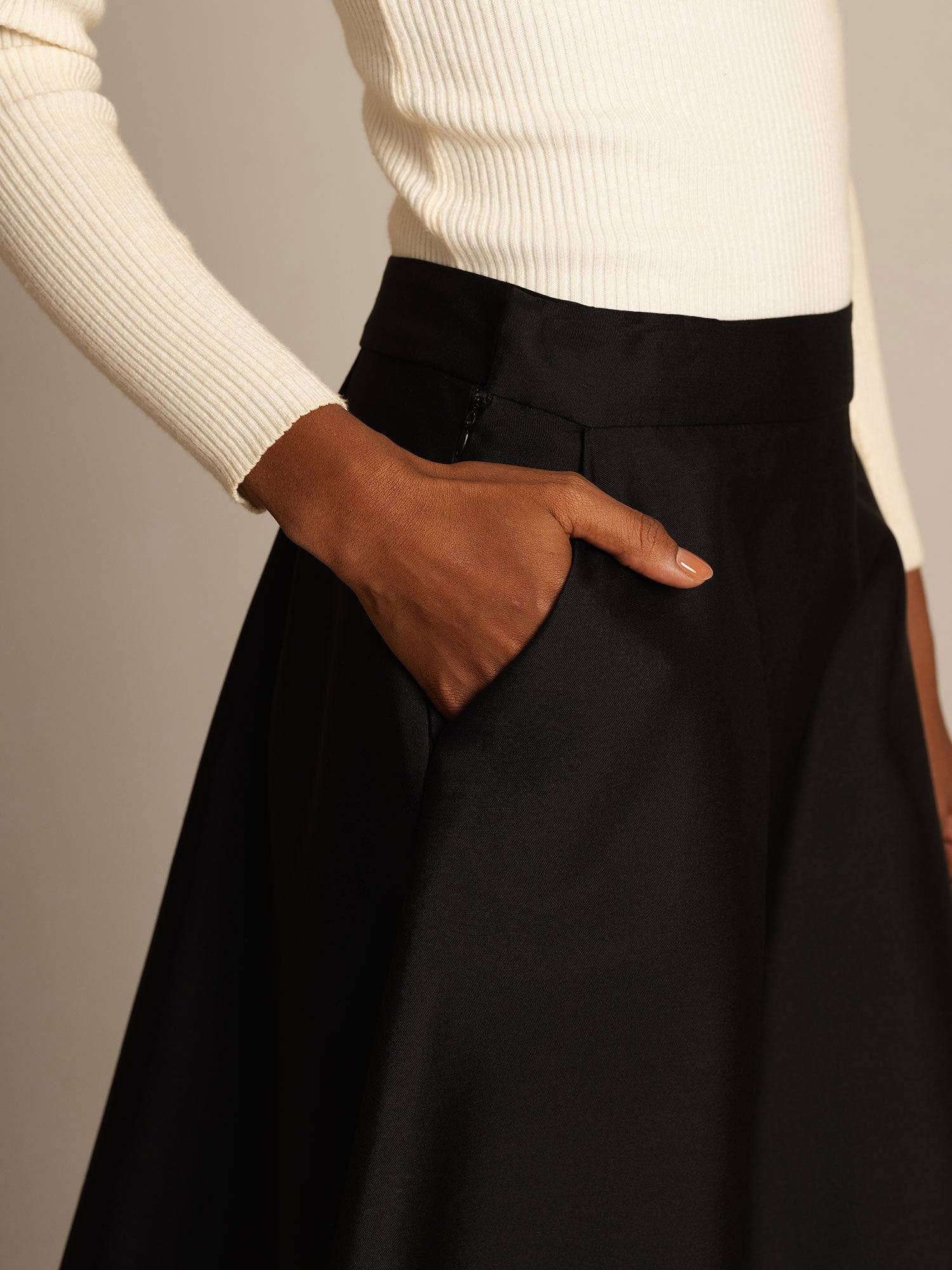 [Black] SilkSilky-AU 32Momme Wool Skirt 004,