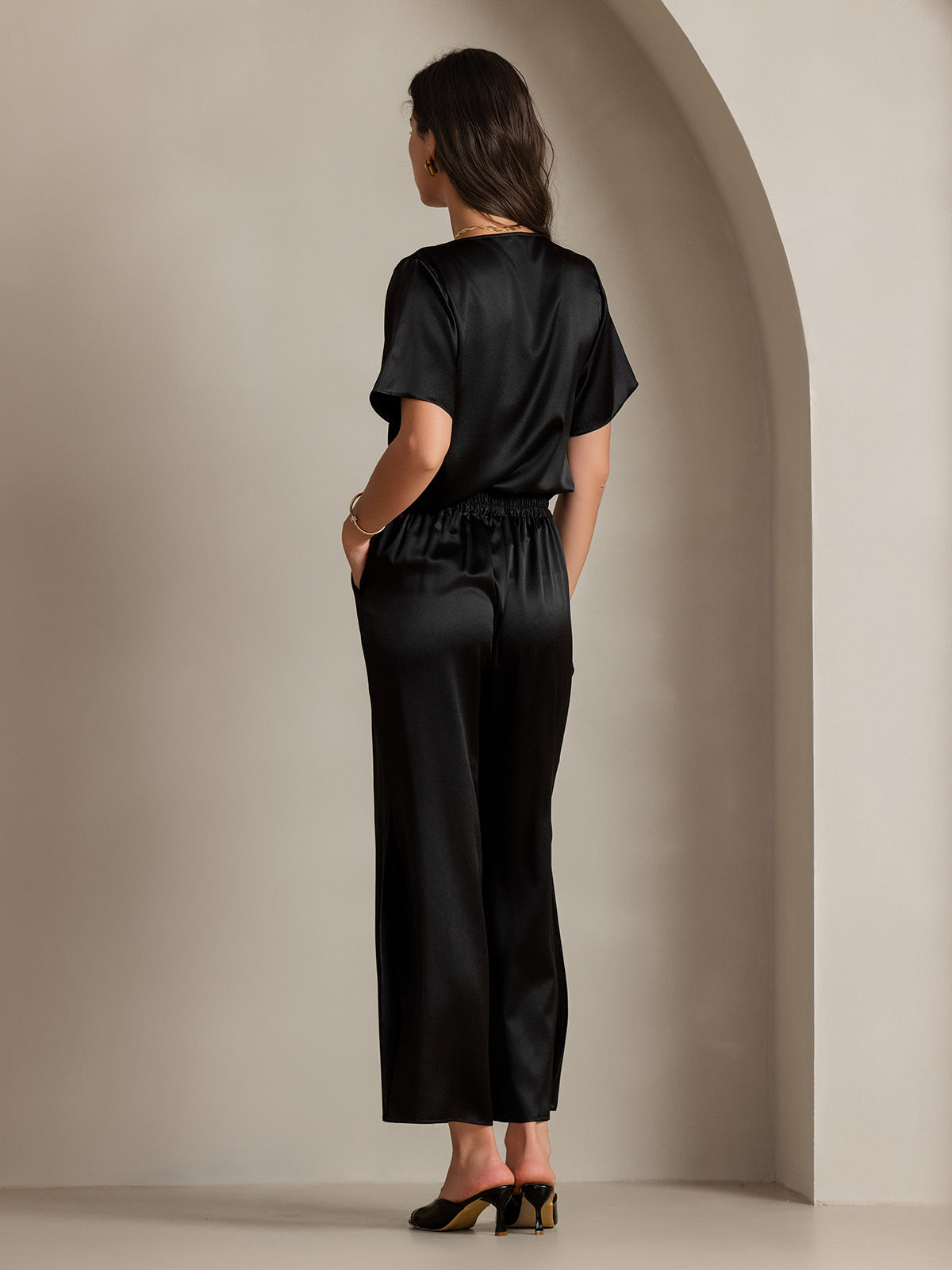 [Black] SilkSilky-AU 19Momme Silk Short Sleeve Cowl Neck Blouse 002