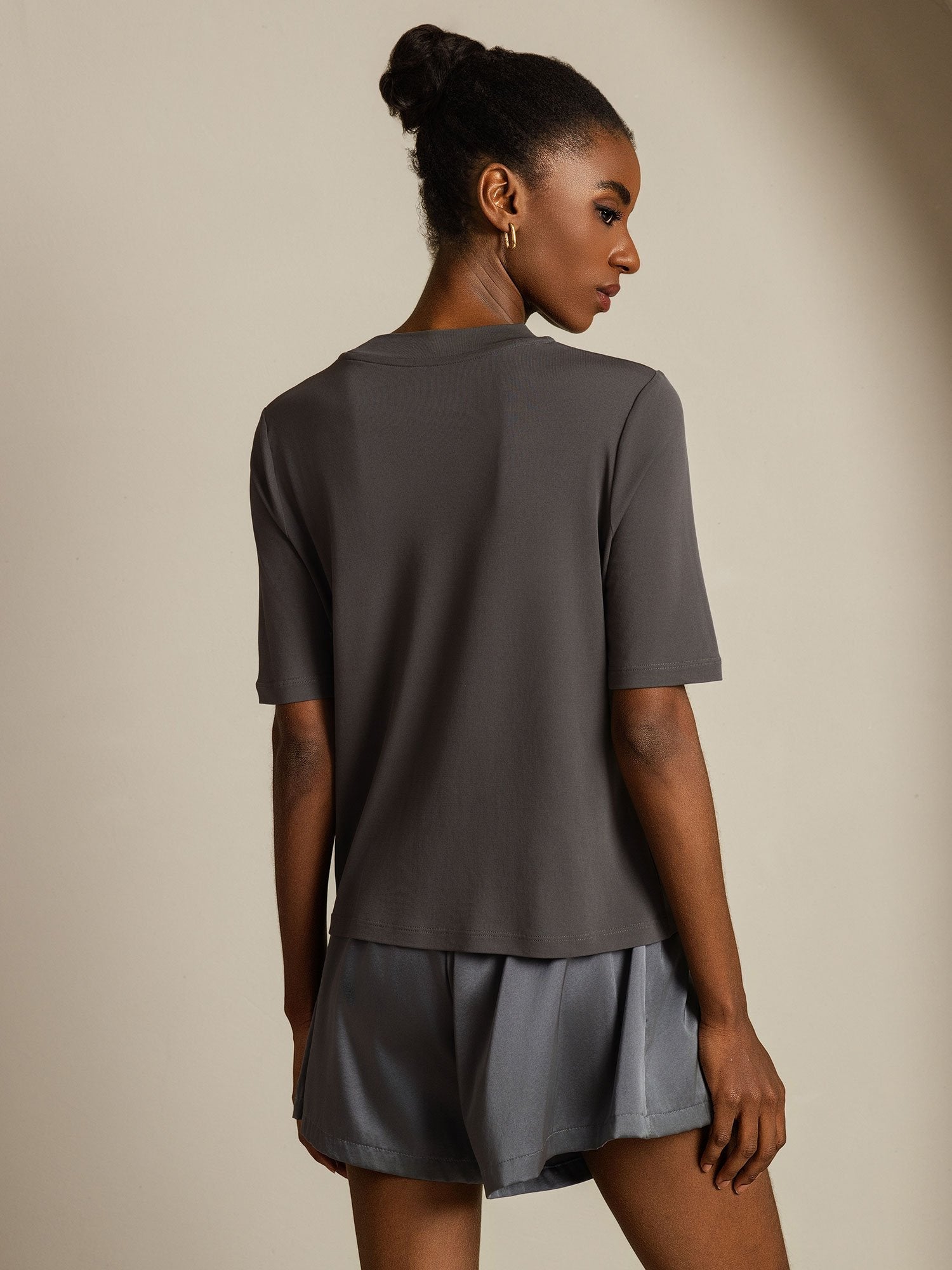 [Gray] SilkSilky-AU Pure Silk Round Neck Women's T-Shirt 002