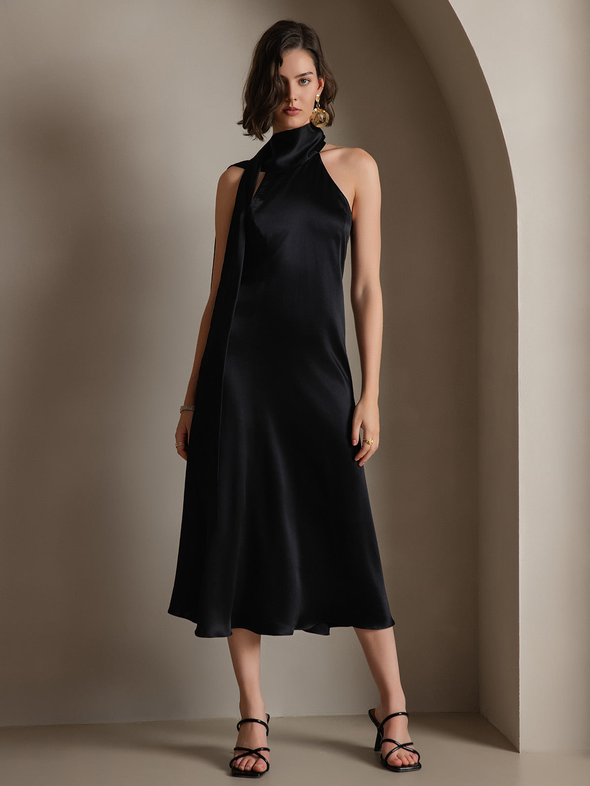 [Black] SilkSilky-AU 19Momme Silk Sleeveless Tie Neck Dress 004