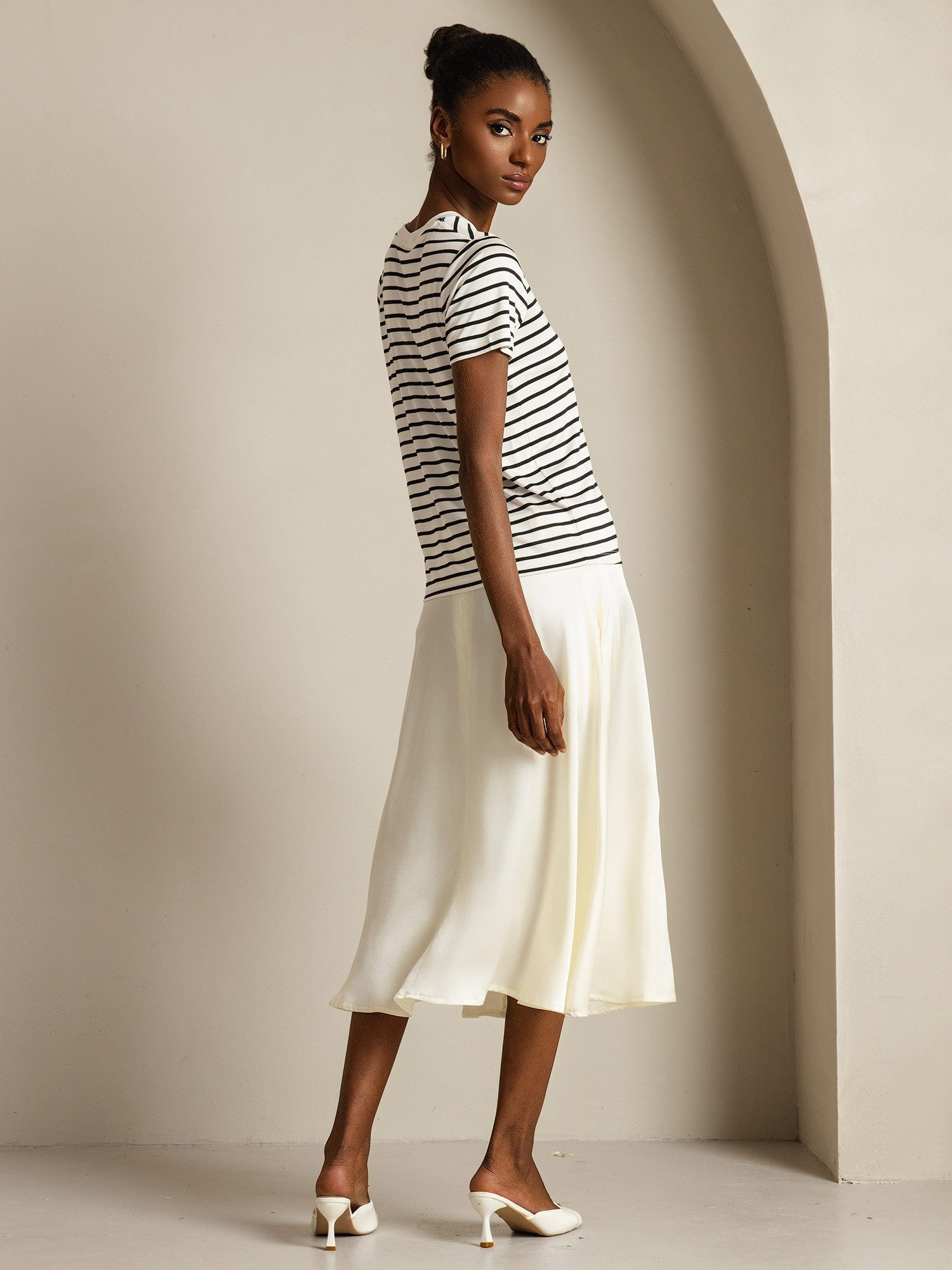 [WhiteStripe] SilkSilky-AU Pure Silk Round Neck Women's T-Shirt 006