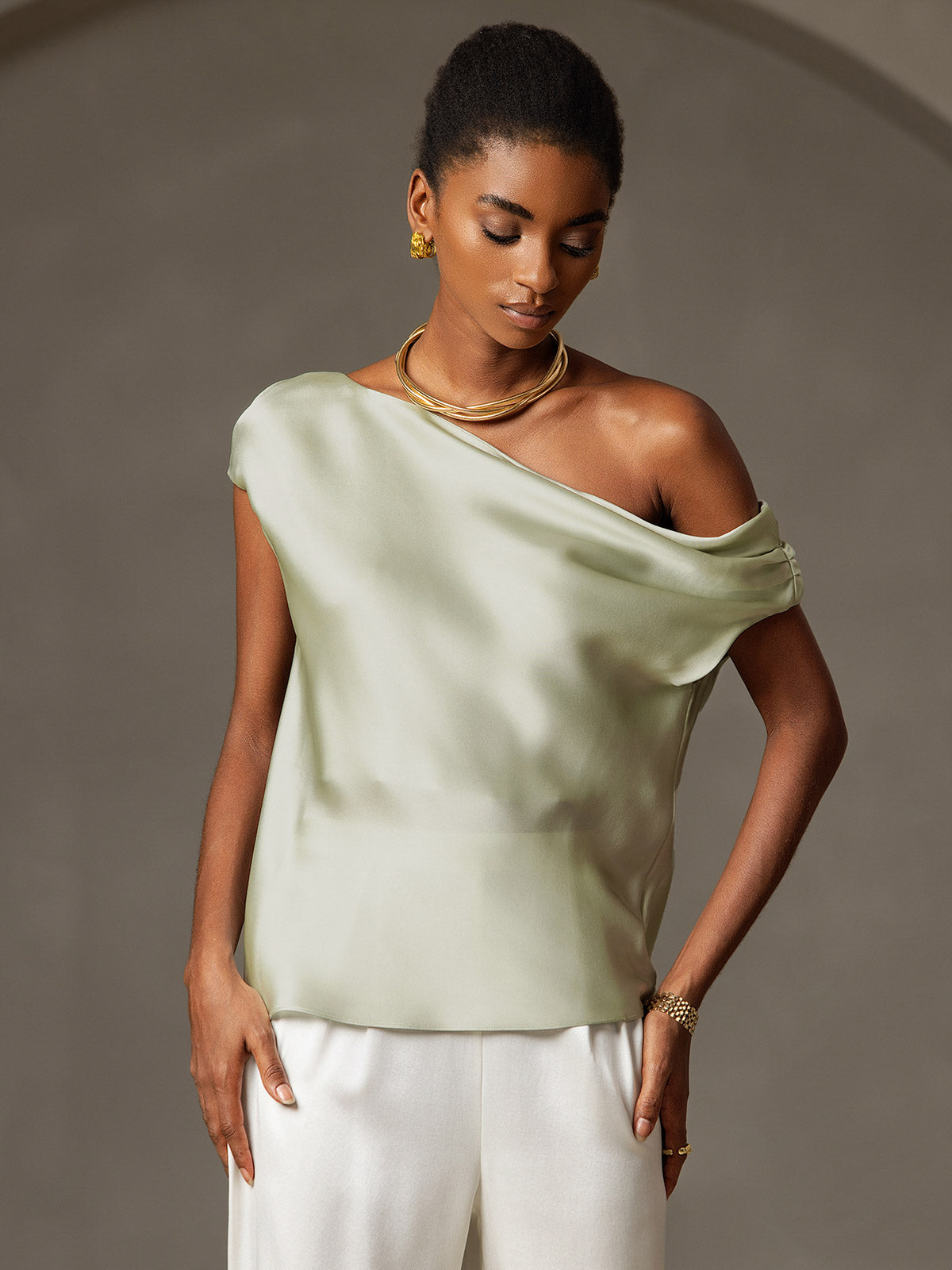 SilkSilky-AU 19Momme Silk Sleeveless One Shoulder Women's T-Shirt LightGreen 003