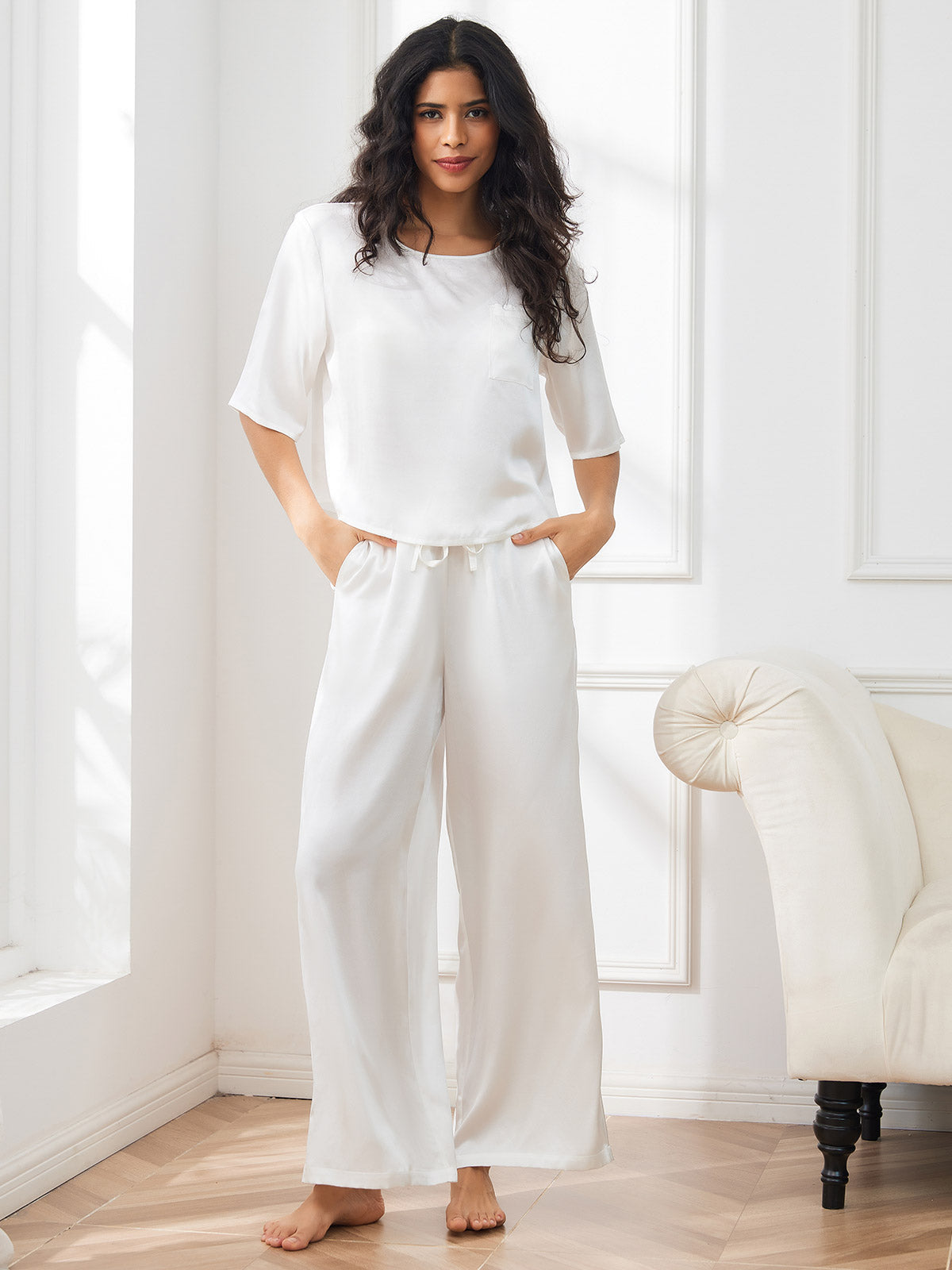 SilkSilky AU Pure Silk Half Sleeve Round Neck Women's Pyjamas White 004