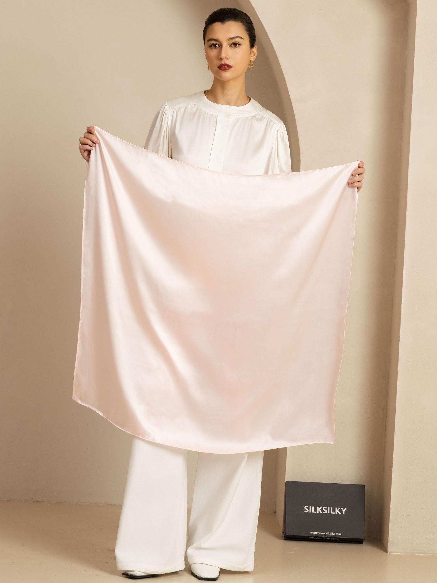 [LightPink] SilkSilky-AU Pure Silk Scarf 002