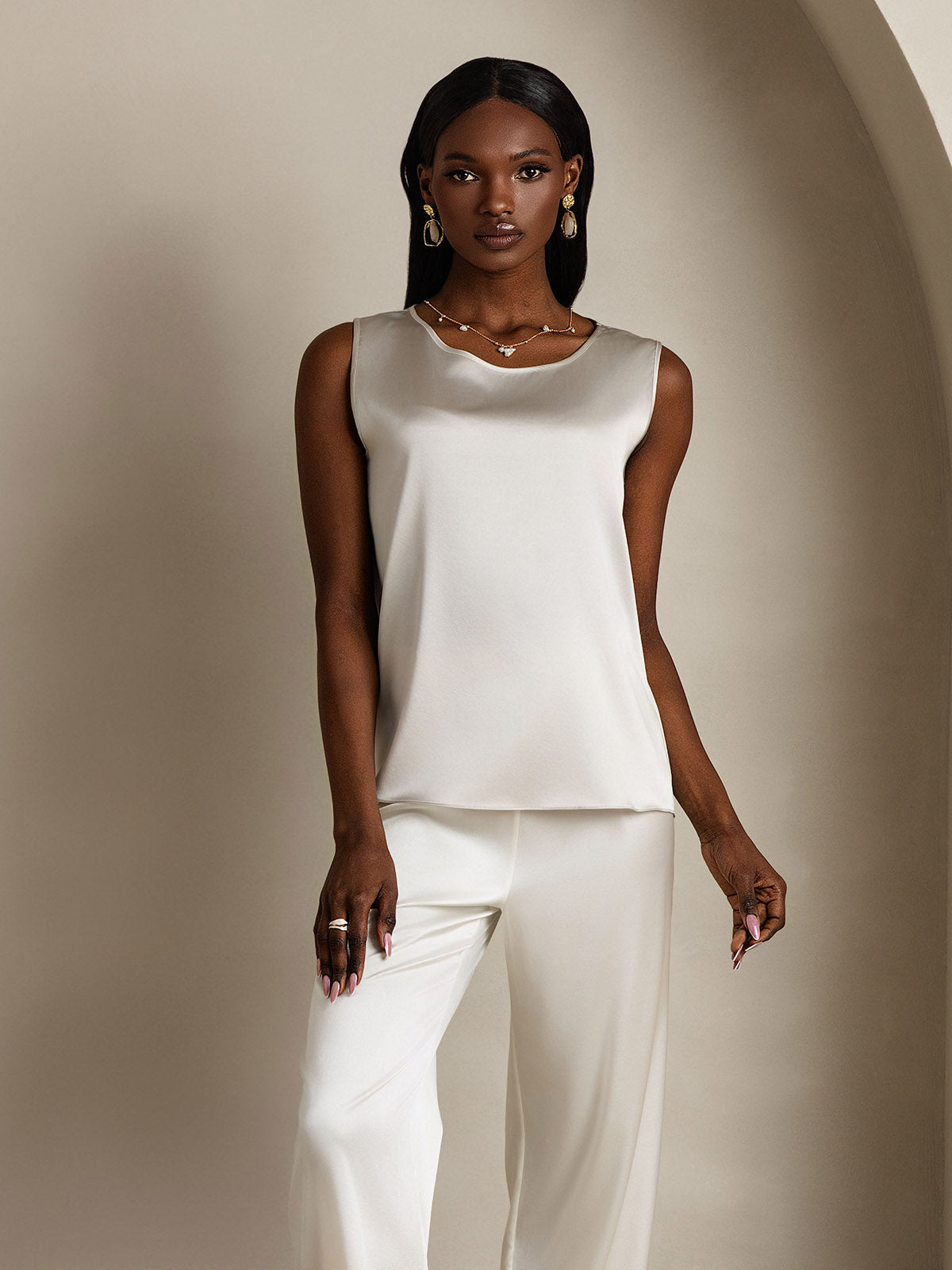 [Light Gray] SilkSilky-AU 19Momme Silk Round Neck Camisole 005