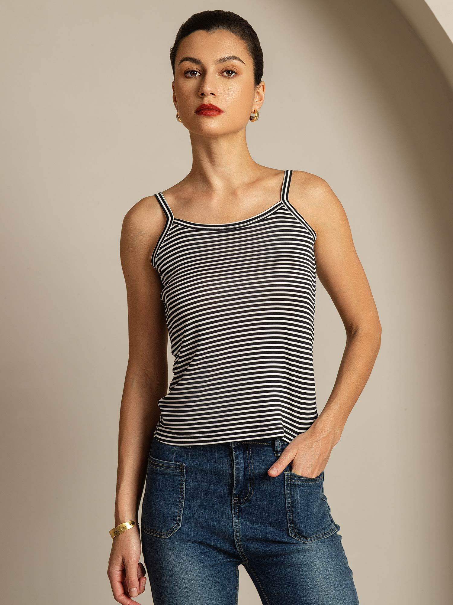 [Black Stripe] SilkSilky-AU Spaghetti Strap Square Neck Camisole 001