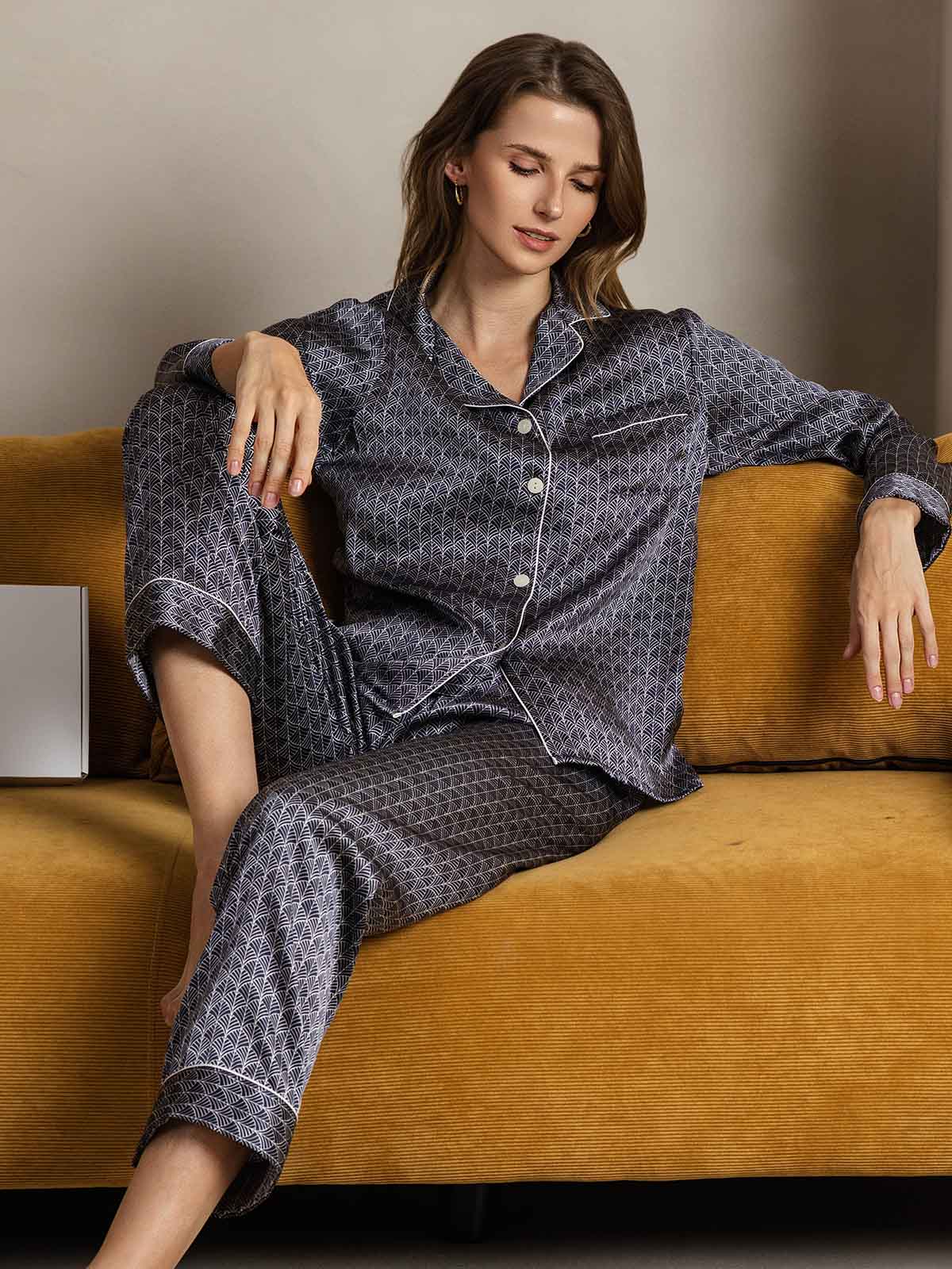 [Navy Ginkgo] SilkSilky-AU Pure Silk Womens Pajamas 005