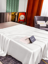 [White] SilkSilky-AU 25Momme Sheet 003