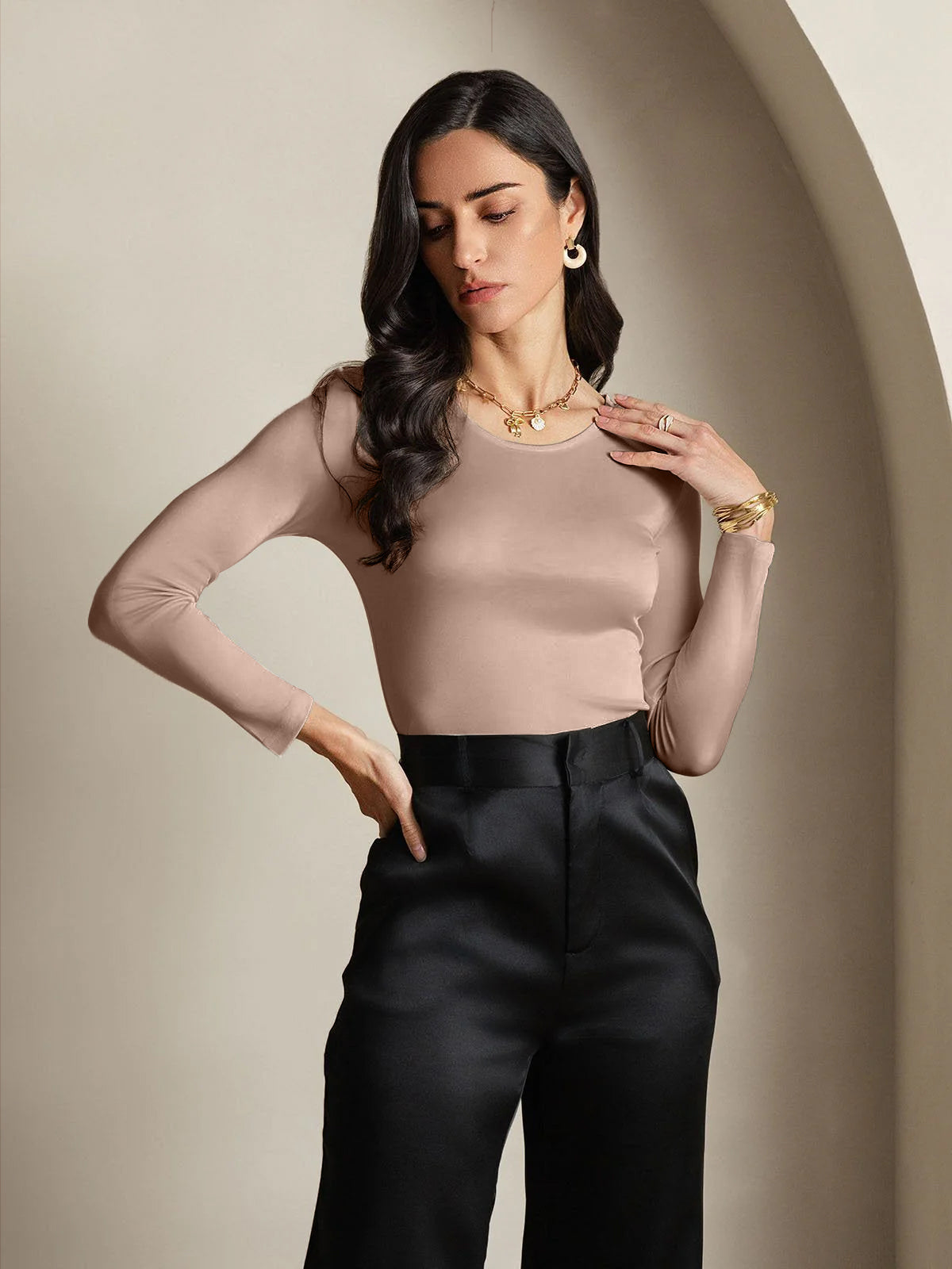 [Coffee] SilkSilky-AU Silk Round Neck Women's T-Shirt 003,