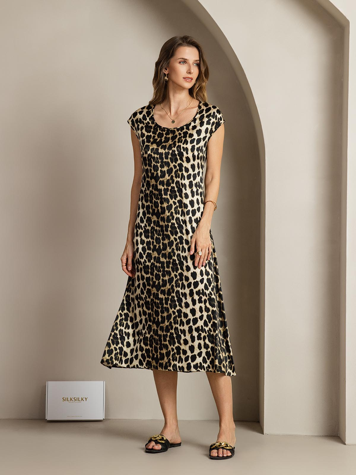 [Leopard] SilkSilky-AU 19Momme Silk Round Neck Dress 008
