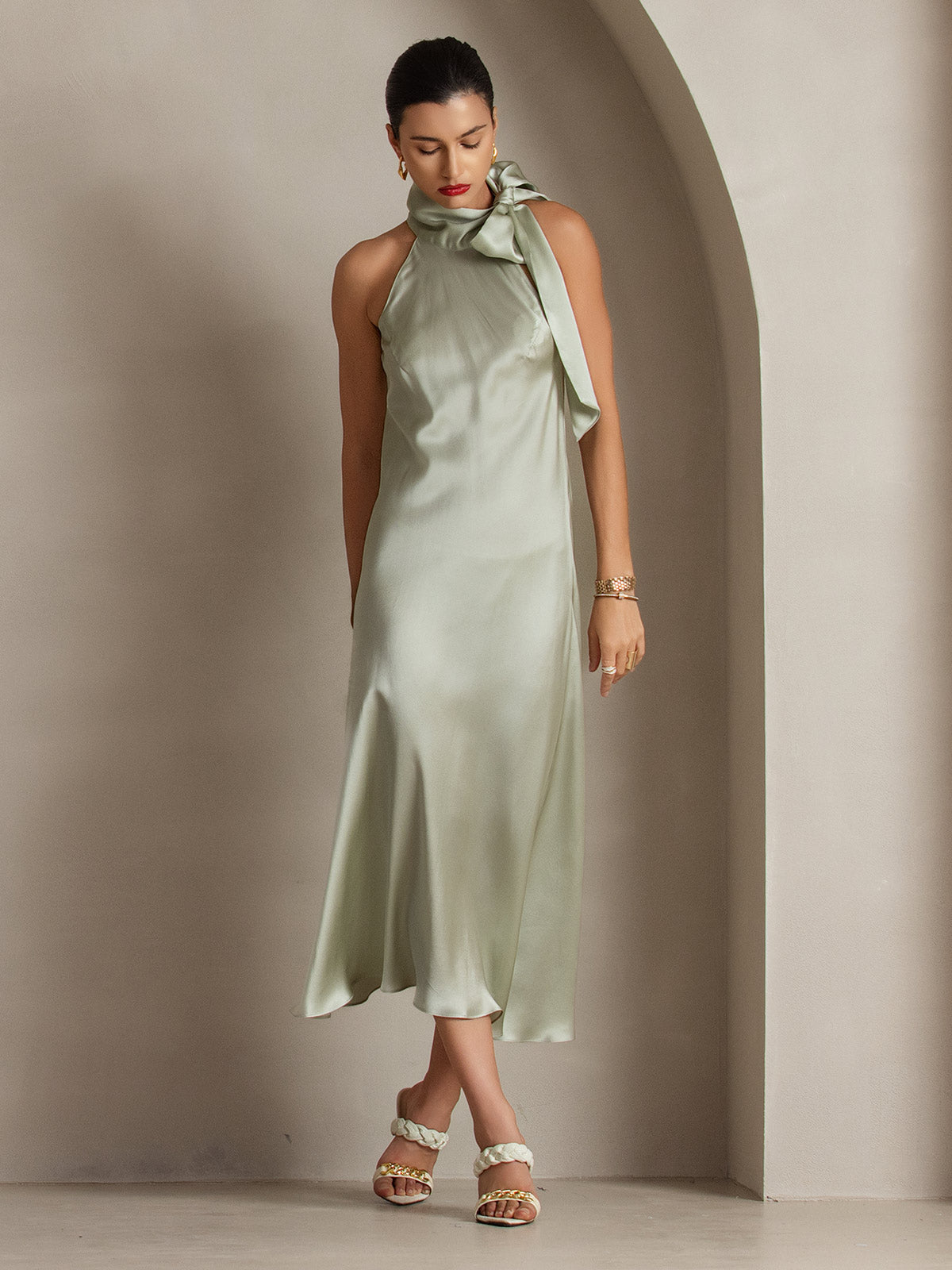 [Light Green] SilkSilky-AU 19Momme Silk Sleeveless Tie Neck Dress 007