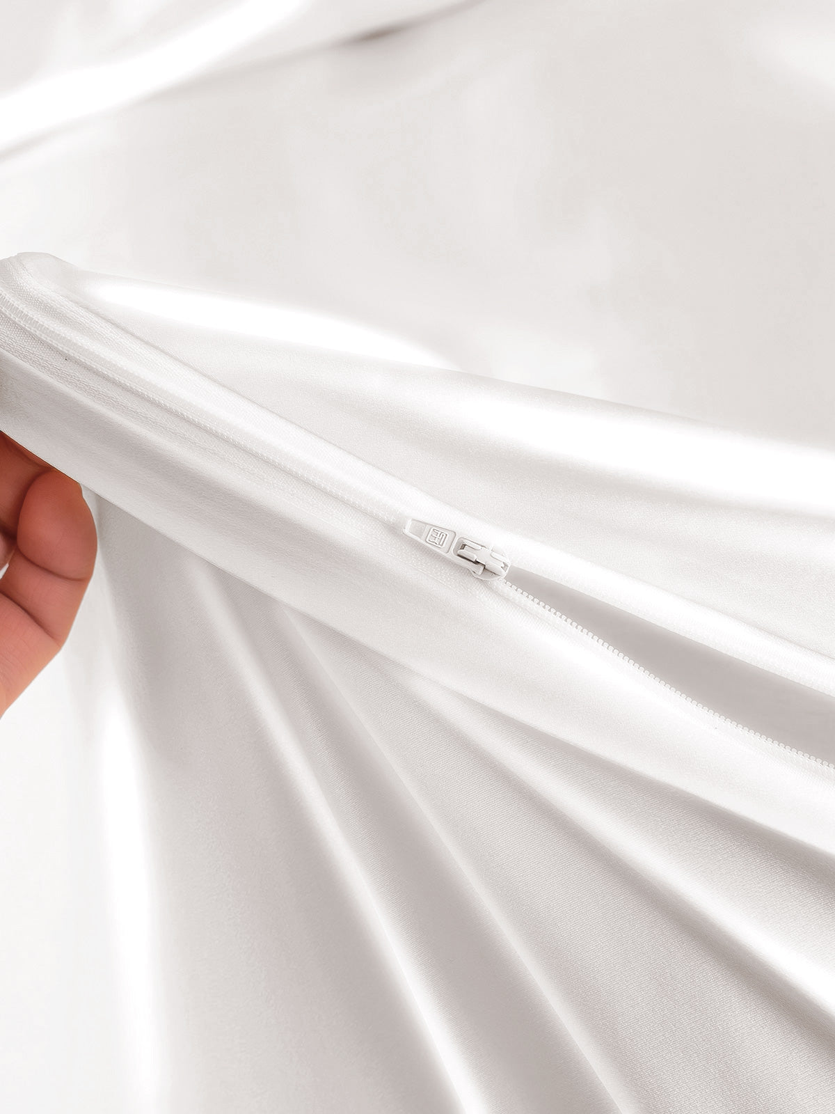 [White] SilkSilky-AU 19Momme Bedding Set 005