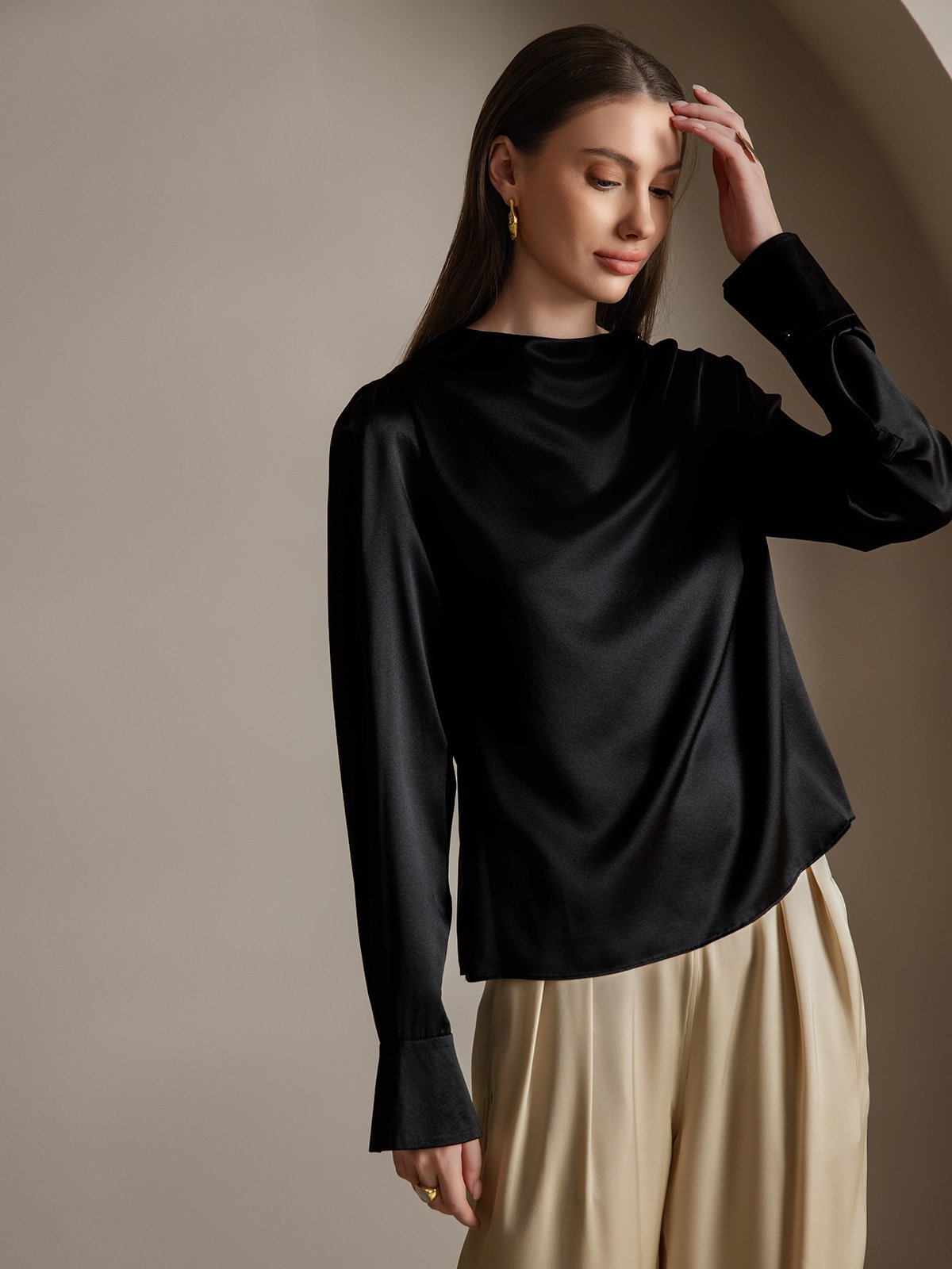 [Black] SilkSilky-AU 19Momme Silk Boat Neck Women's Shirt 006