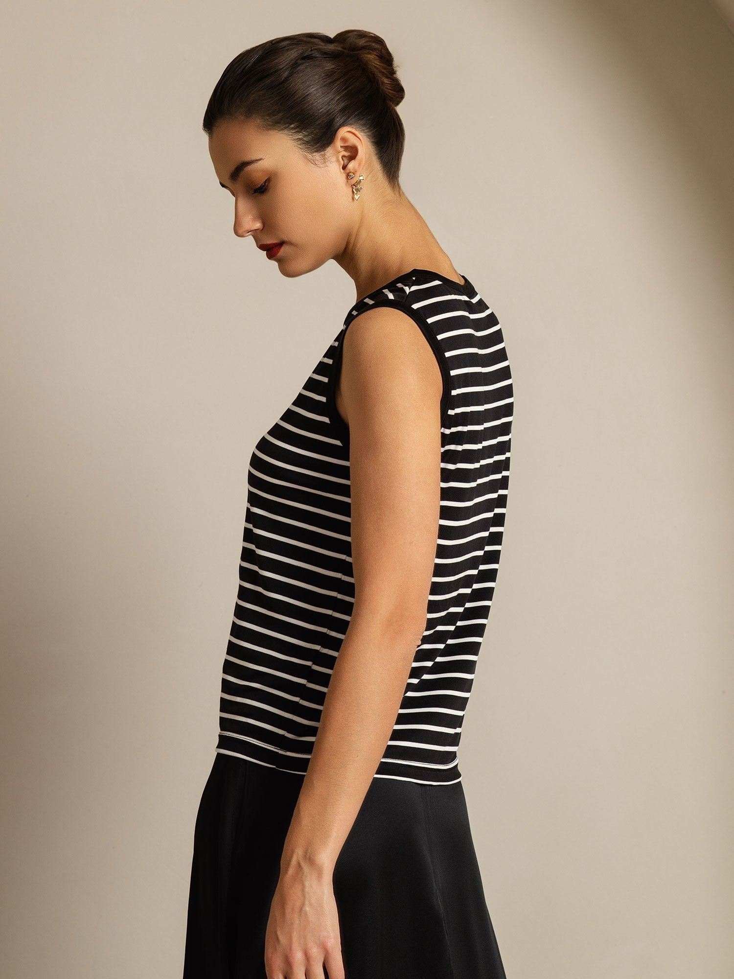 [Black Stripe] SilkSilky-AU Pure Silk Sleeveless Round Neck Camisole 003