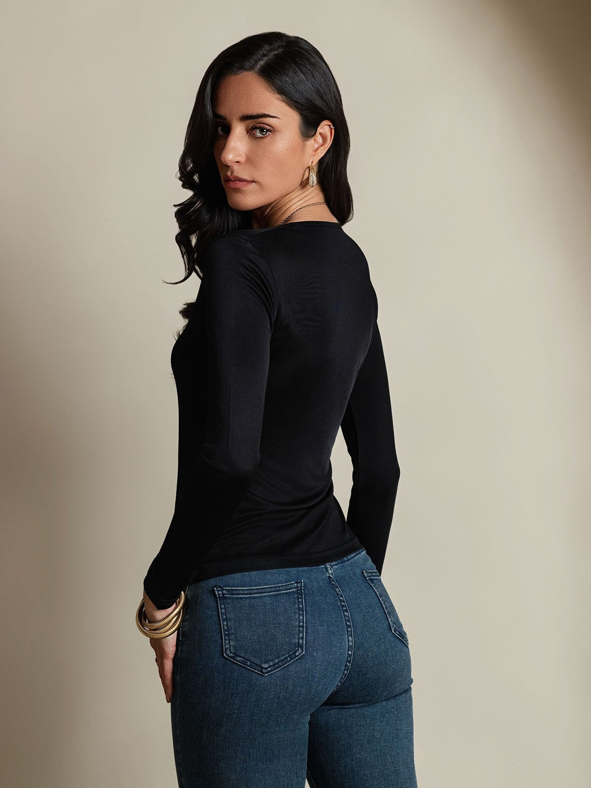 [Black] SilkSilky-AU Silk Round Neck Women's T-Shirt 002,