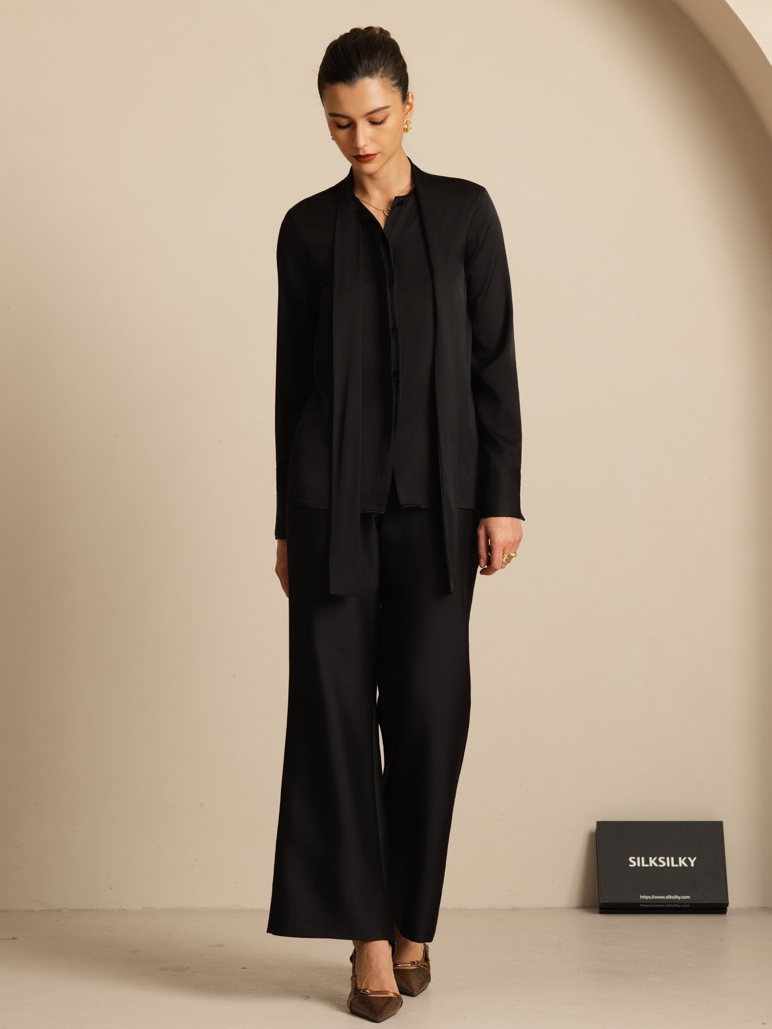 [Black] SilkSilky-AU 19Momme Silk Long Sleeve Tie Neck Blouse 003