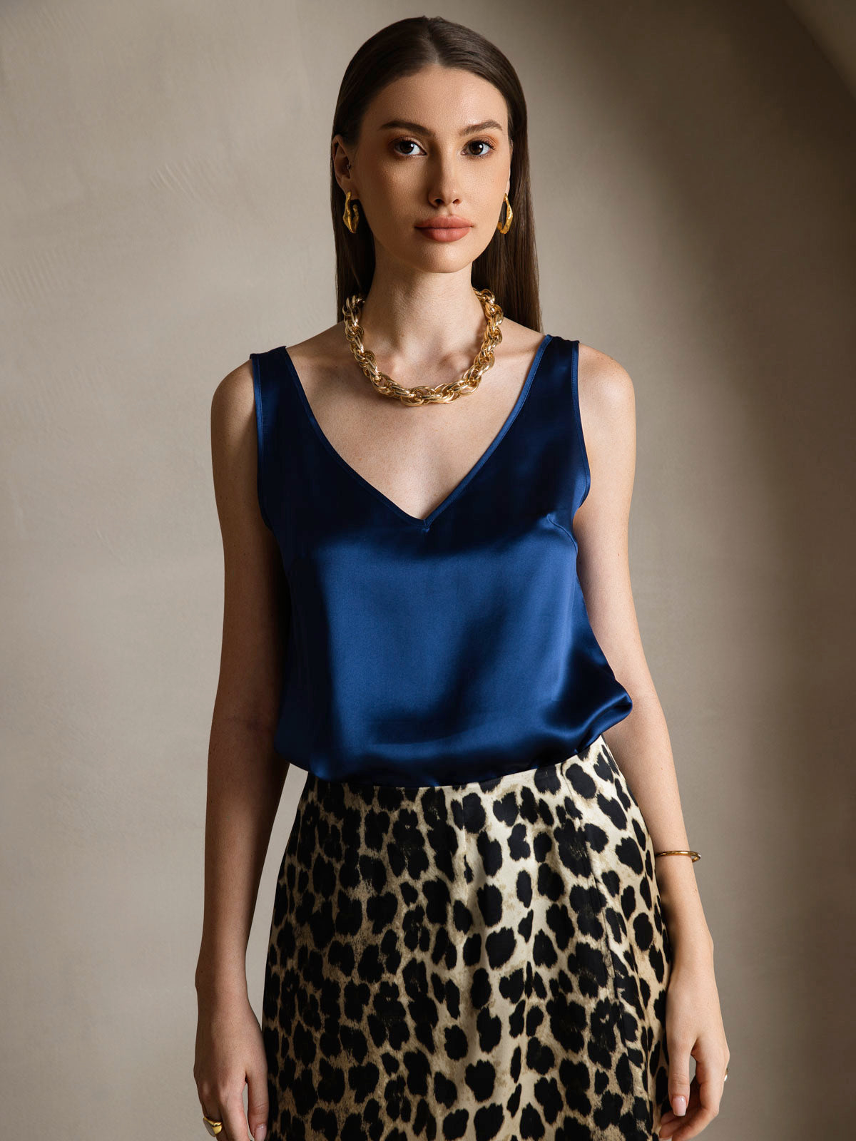 [Dark Blue] SilkSilky-AU 19Momme Silk V Neck Camisole 004
