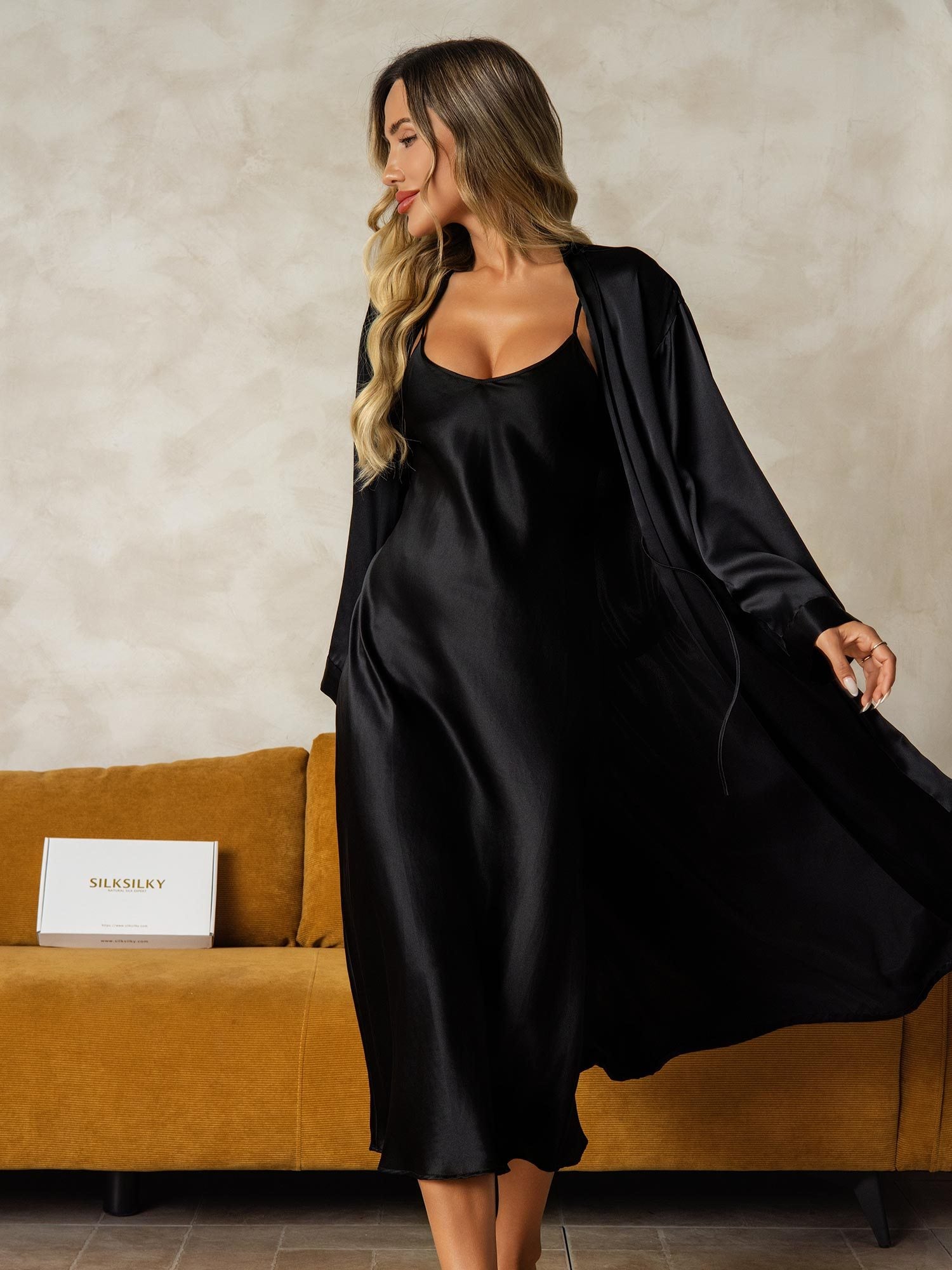 [Black] SilkSilky-AU Pure Silk V Neck Nightgown&Dressing Gown Set 005
