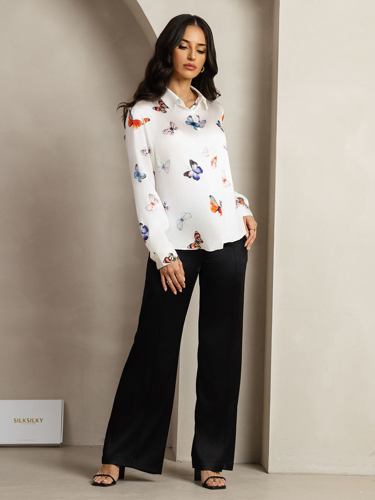 [White Butterfly] SilkSilky-AU Long Sleeve Lapel Collar Women's Shirt 007