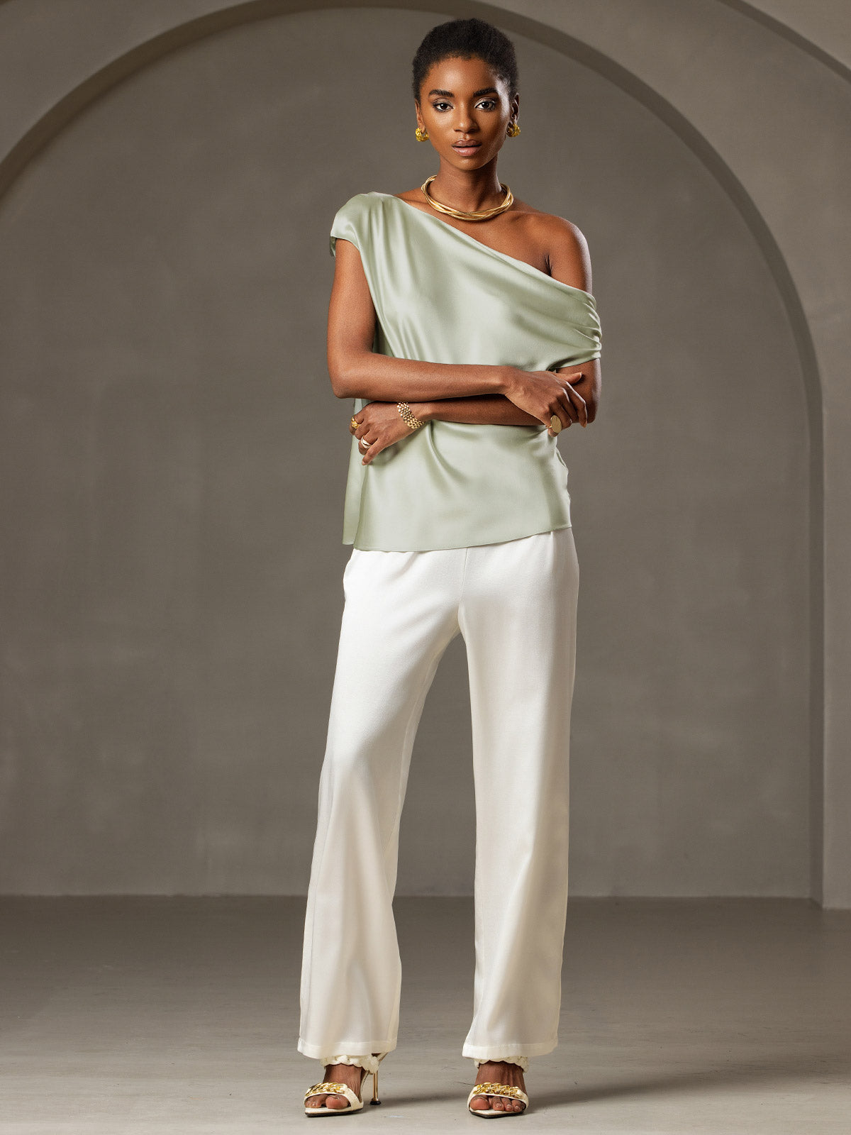 SilkSilky-AU 19Momme Silk Sleeveless One Shoulder Women's T-Shirt LightGreen 005