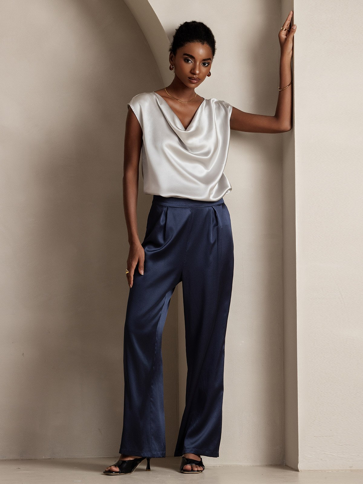 [Light Gray] SilkSilky-AU 19Momme Silk Sleeveless Cowl Neck Women's T-Shirt 008