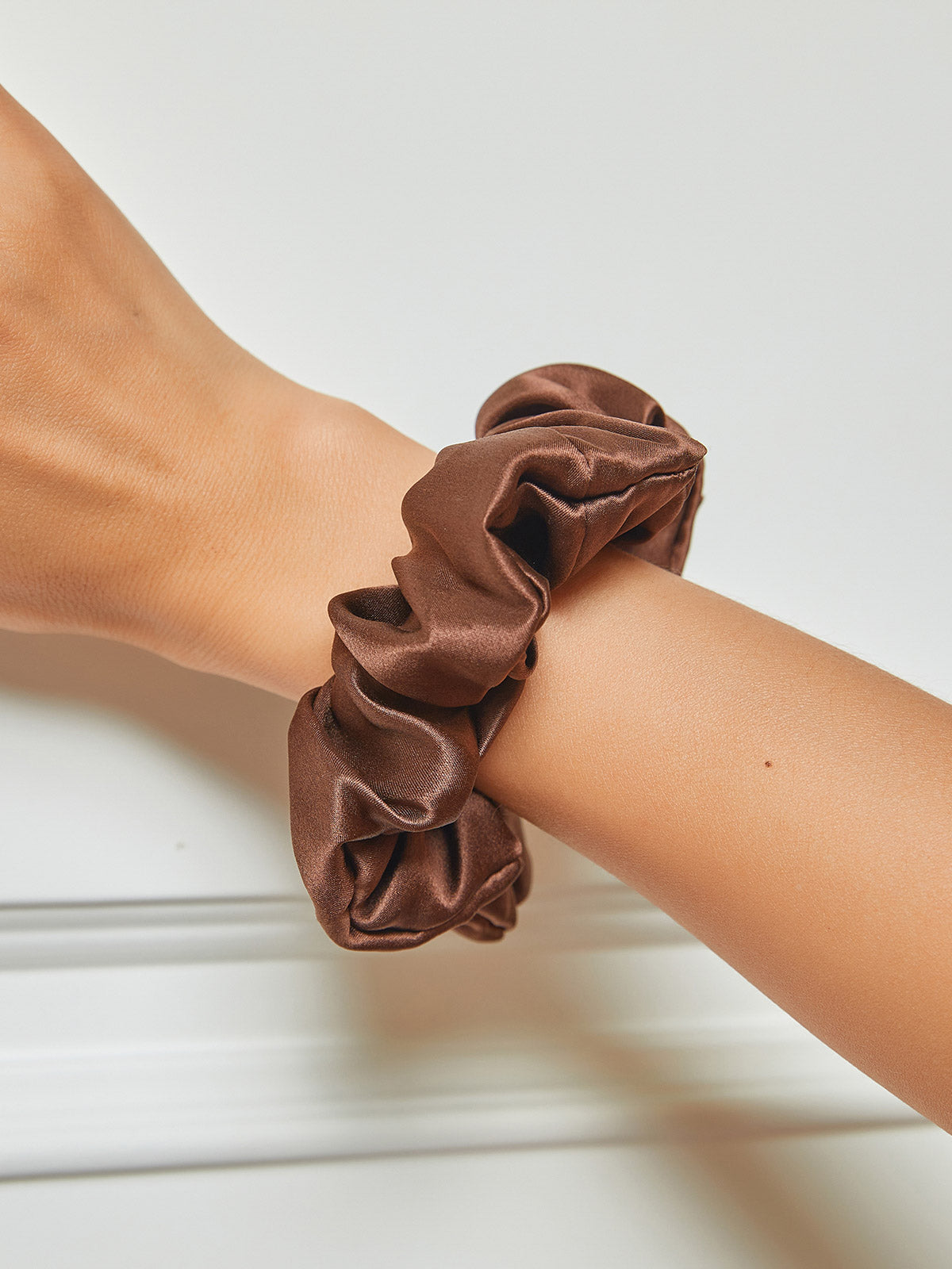 SilkSilky-AU 19Momme Pure Silk Scrunchie Coffee 001