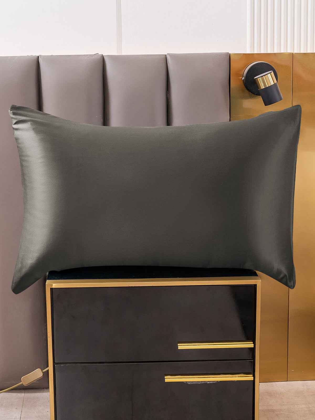 SilkSilky-AU 19Momme Pure Silk Pillowcase DarkGray 004