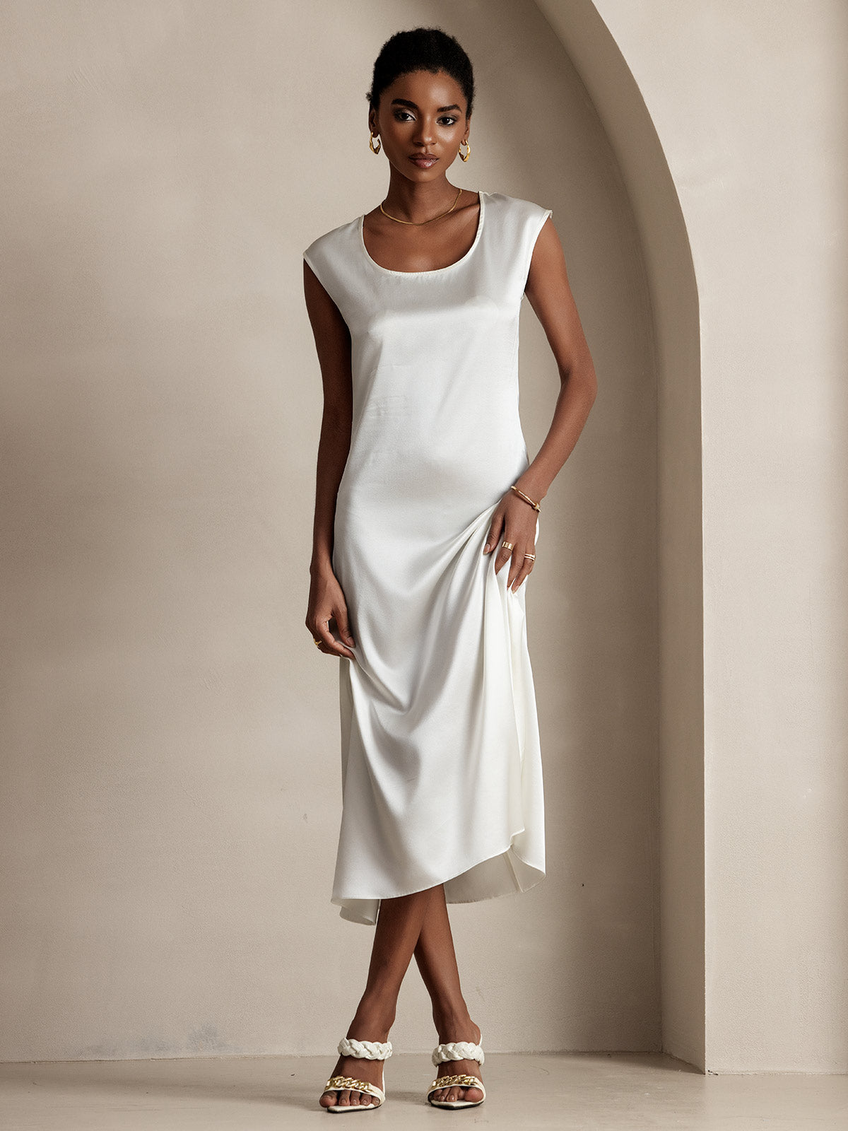 SilkSilky-AU 19Momme Silk Sleeveless Round Neck Dress White 001