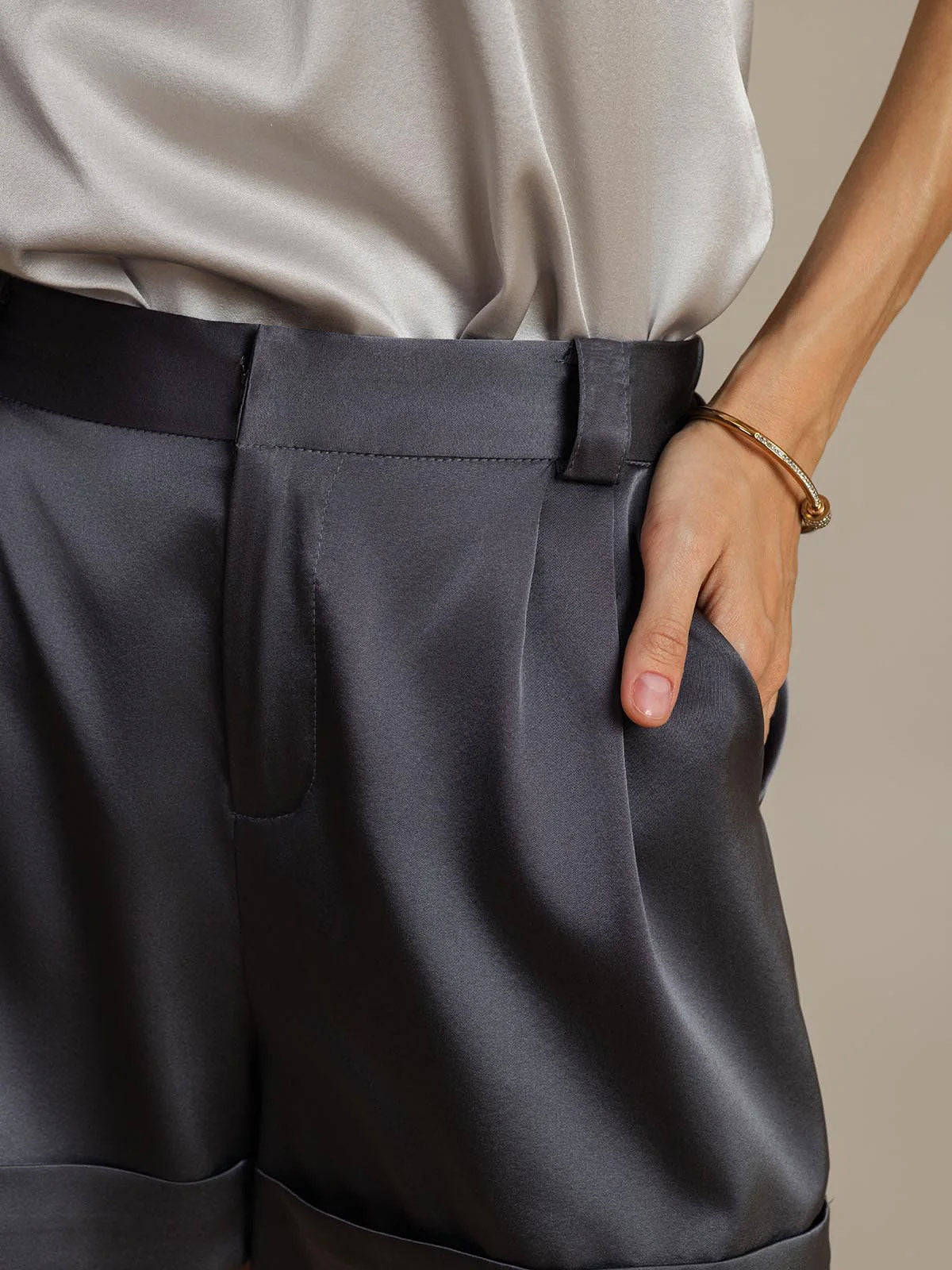 [Dark Gray] SilkSilky-AU 19Momme Silk Womens Shorts 004