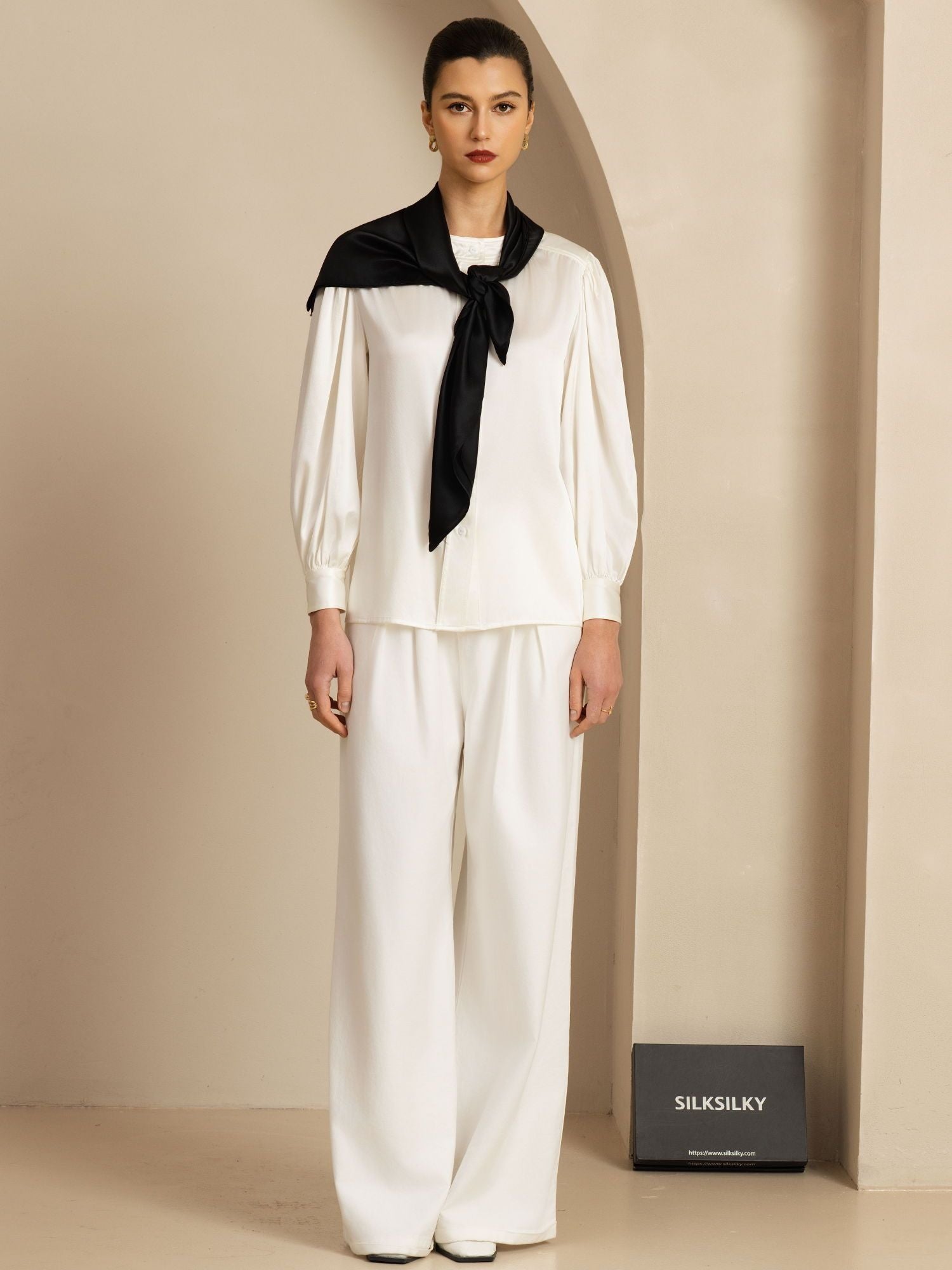 [Black] SilkSilky-AU Pure Silk Scarf 005