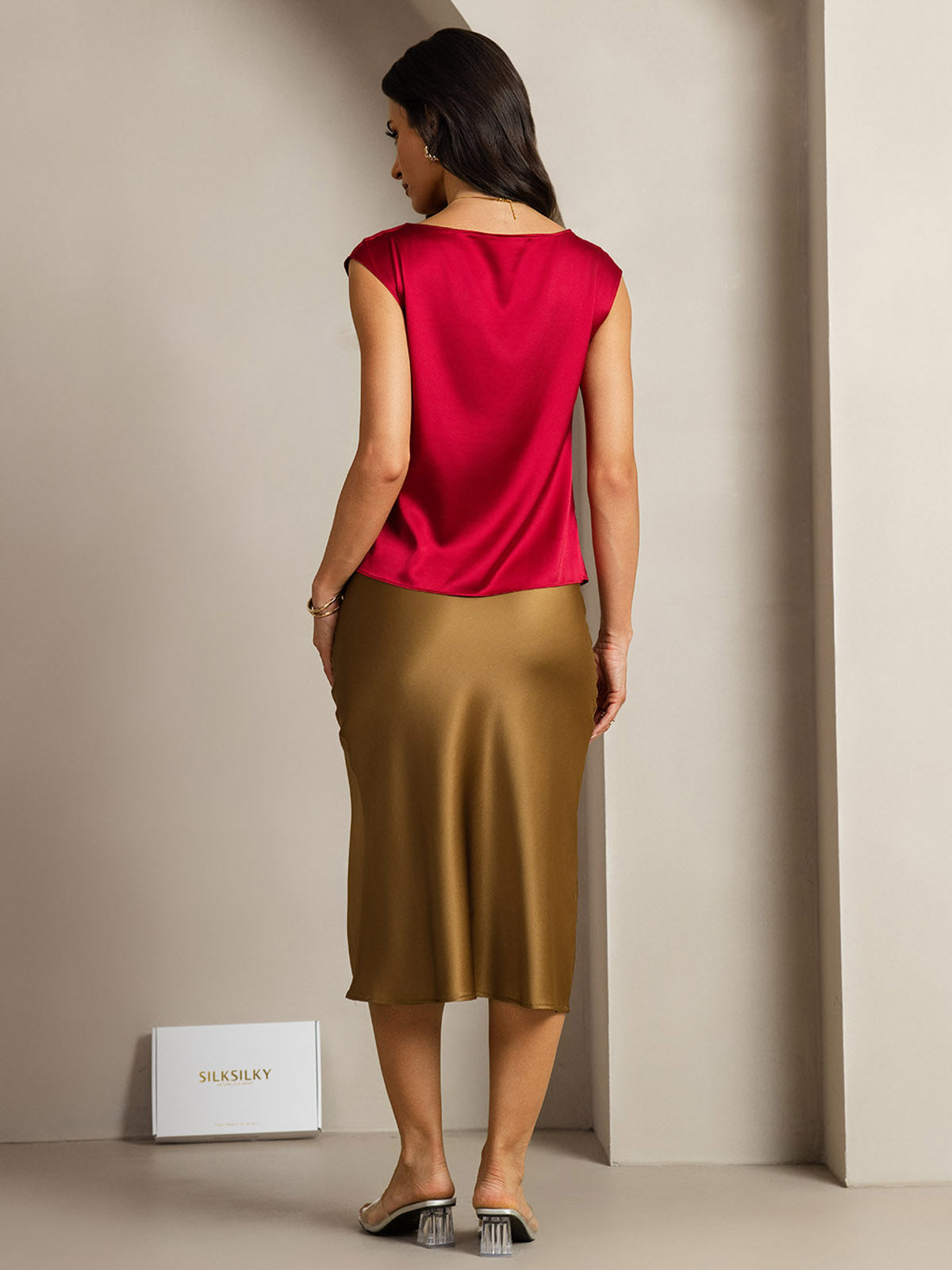 [Wine] SilkSilky-AU 19Momme Silk Sleeveless Cowl Neck Women's T-Shirt 002