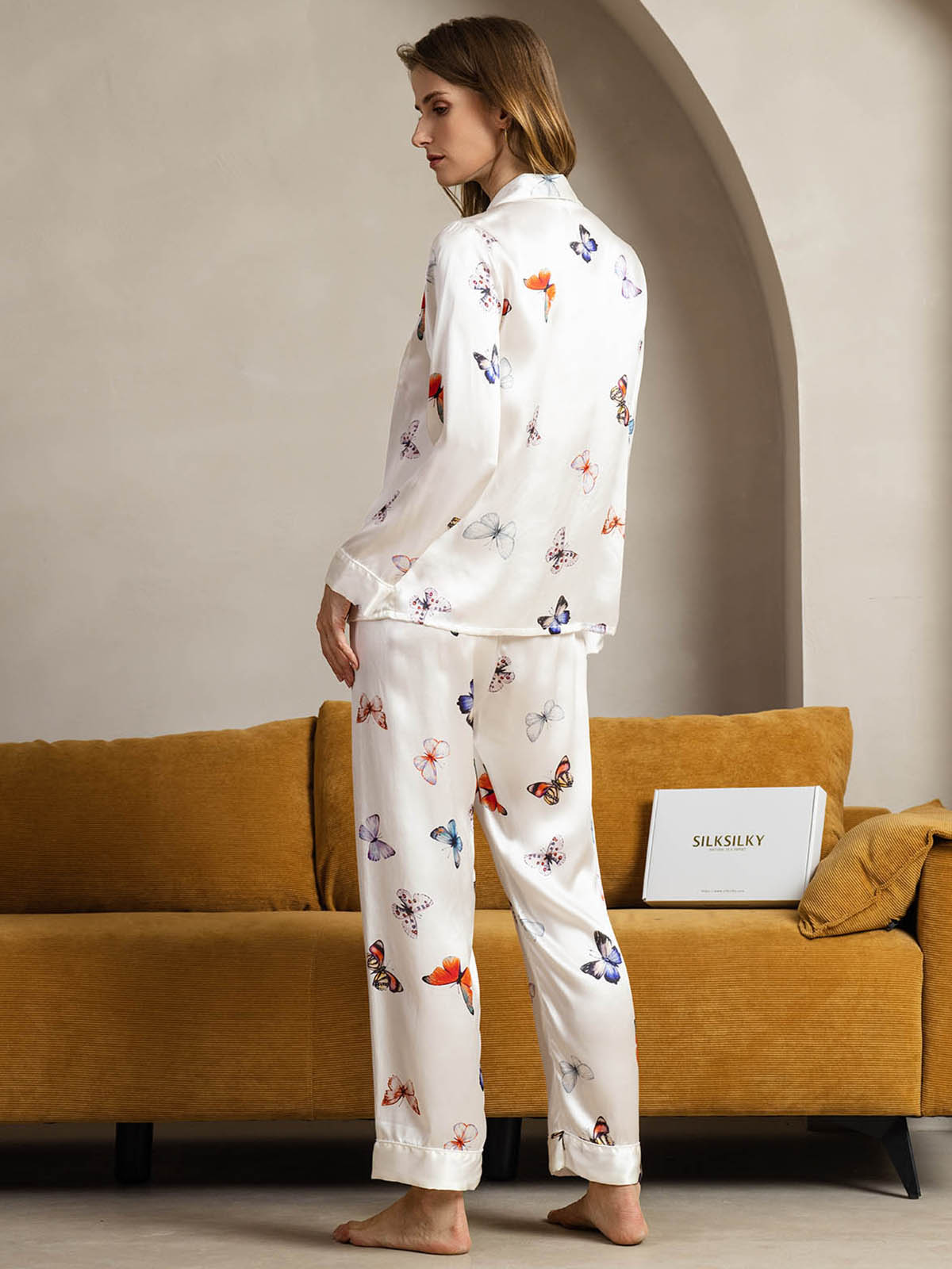 [White Butterfly] SilkSilky-AU Pure Silk Womens Pajamas 002