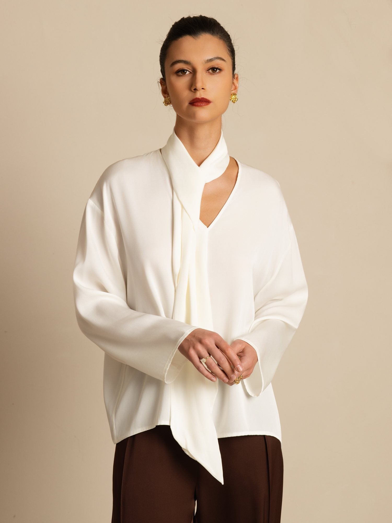 [White] SilkSilky-AU 19Momme Stretch Silk Double Georgette Long Sleeve V Neck Blouse 004