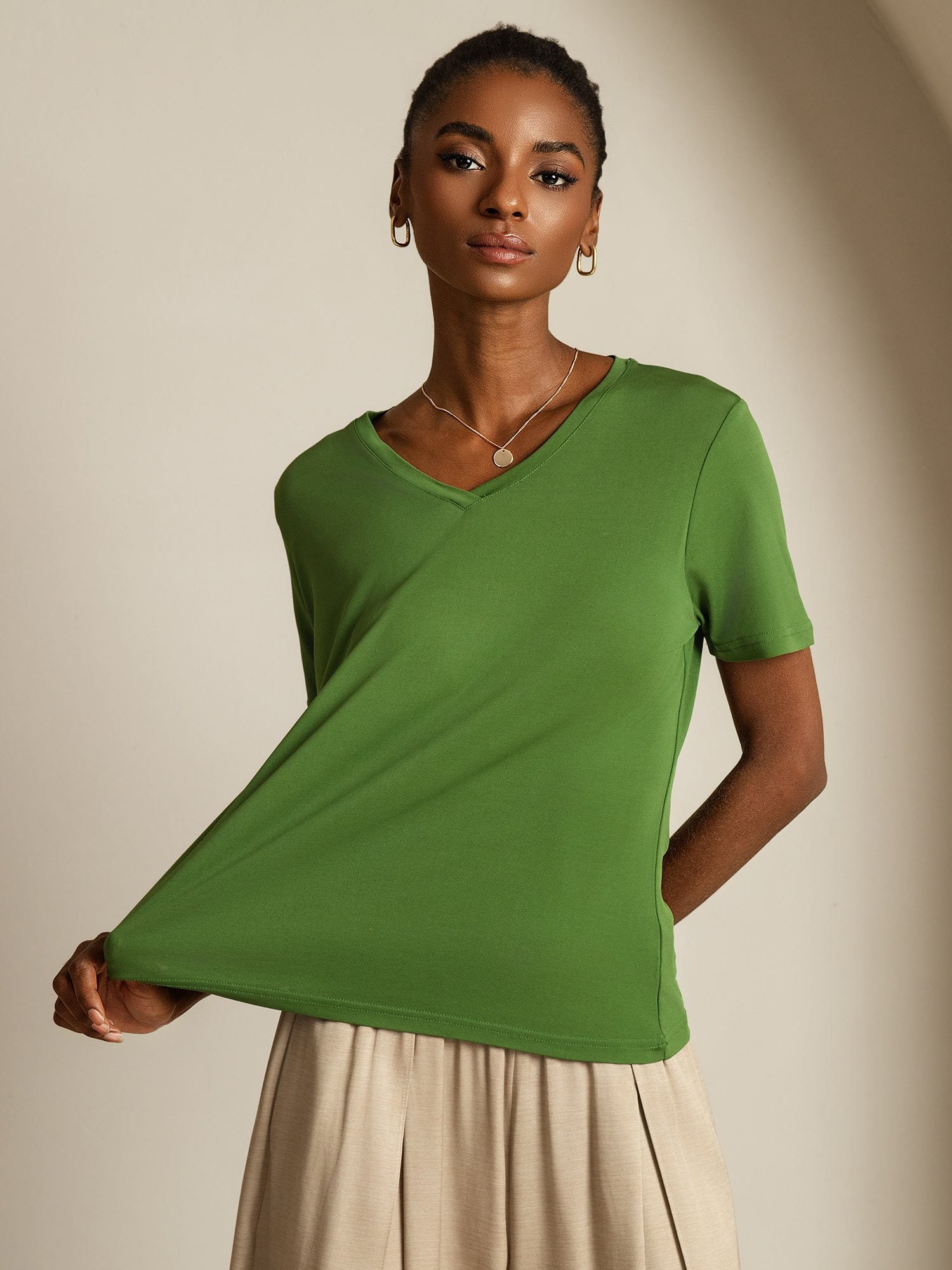[Green] SilkSilky-AU Pure Silk V Neck Women's T-Shirt 006