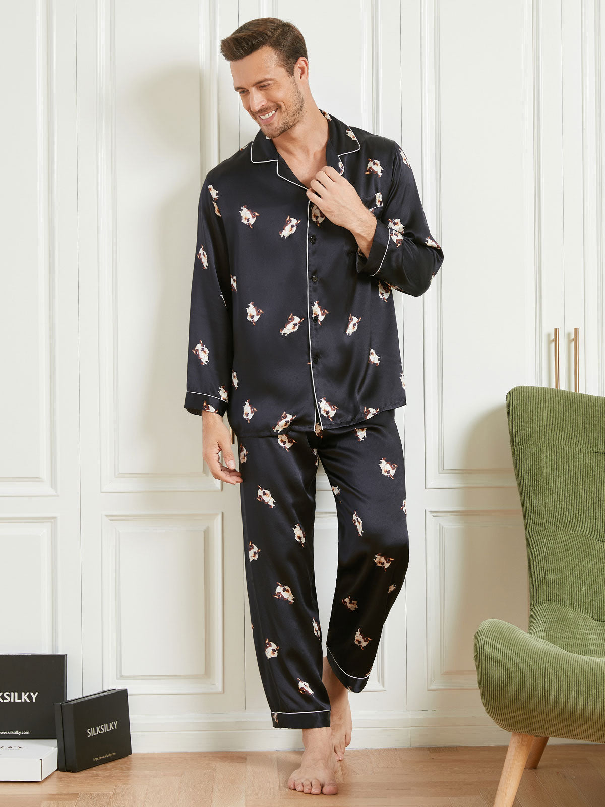 2Pcs Pure Silk Dog Pattern Button Up Mens Pyjamas