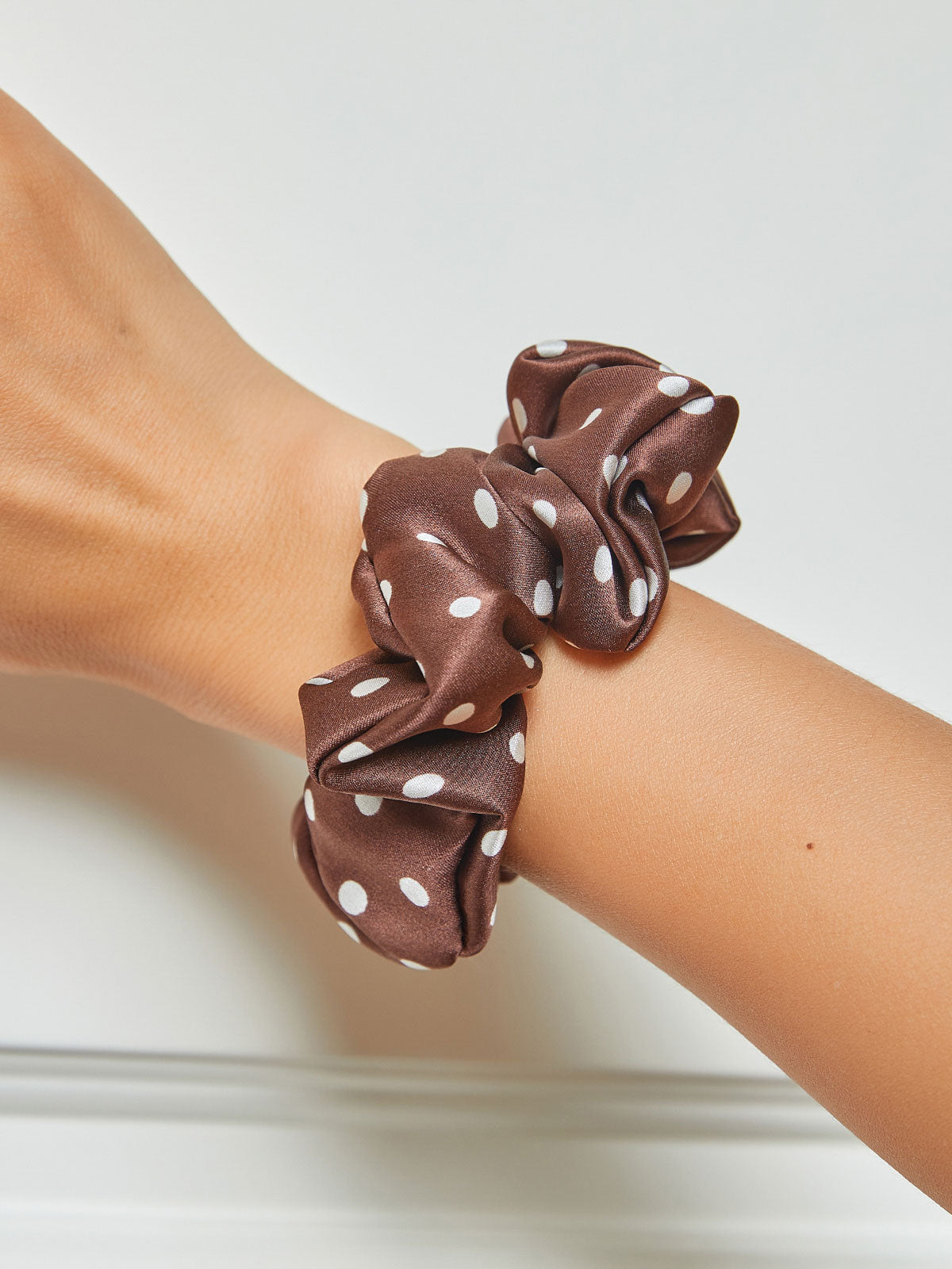 SilkSilky AU 19Momme Pure Silk Scrunchie Coffee 001